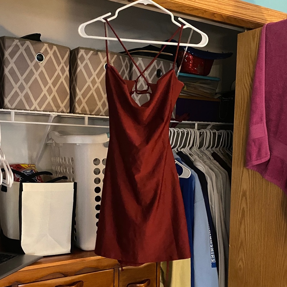 Windsor Deep Red Backless Dress